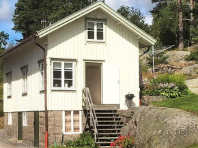 Three-Bedroom Holiday home in Kungshamn 1 in Hovenäset